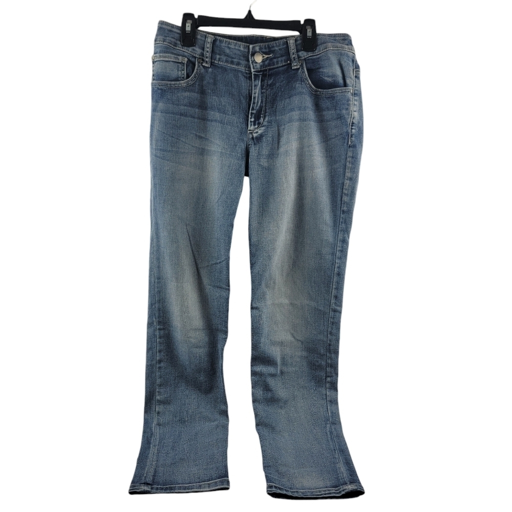 Chicos Platinum Ultimate fit straight leg medium wash denim Chicos size 00